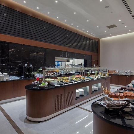 Doubletree By Hilton Istanbul Umraniye Hotel Exterior foto The lounge at the airport
