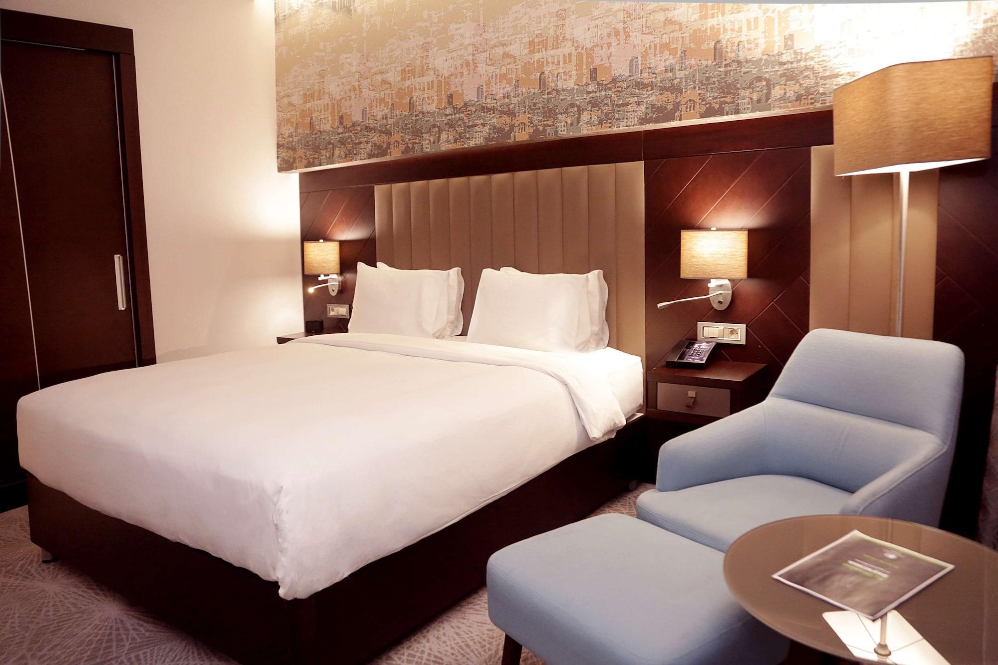 Doubletree By Hilton Istanbul Umraniye Hotel Exterior foto A room at the hotel