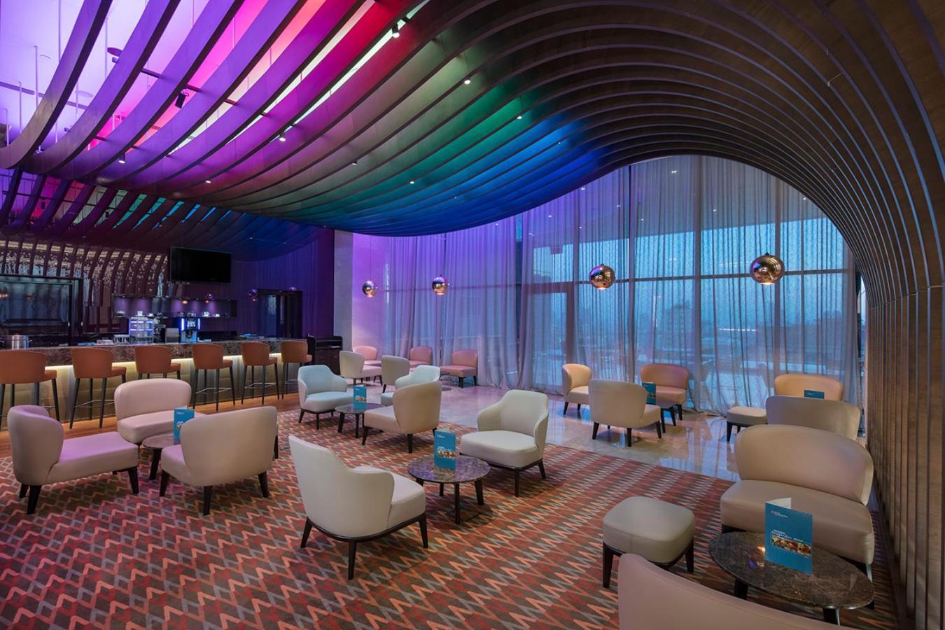Doubletree By Hilton Istanbul Umraniye Hotel Exterior foto The lounge at the airport