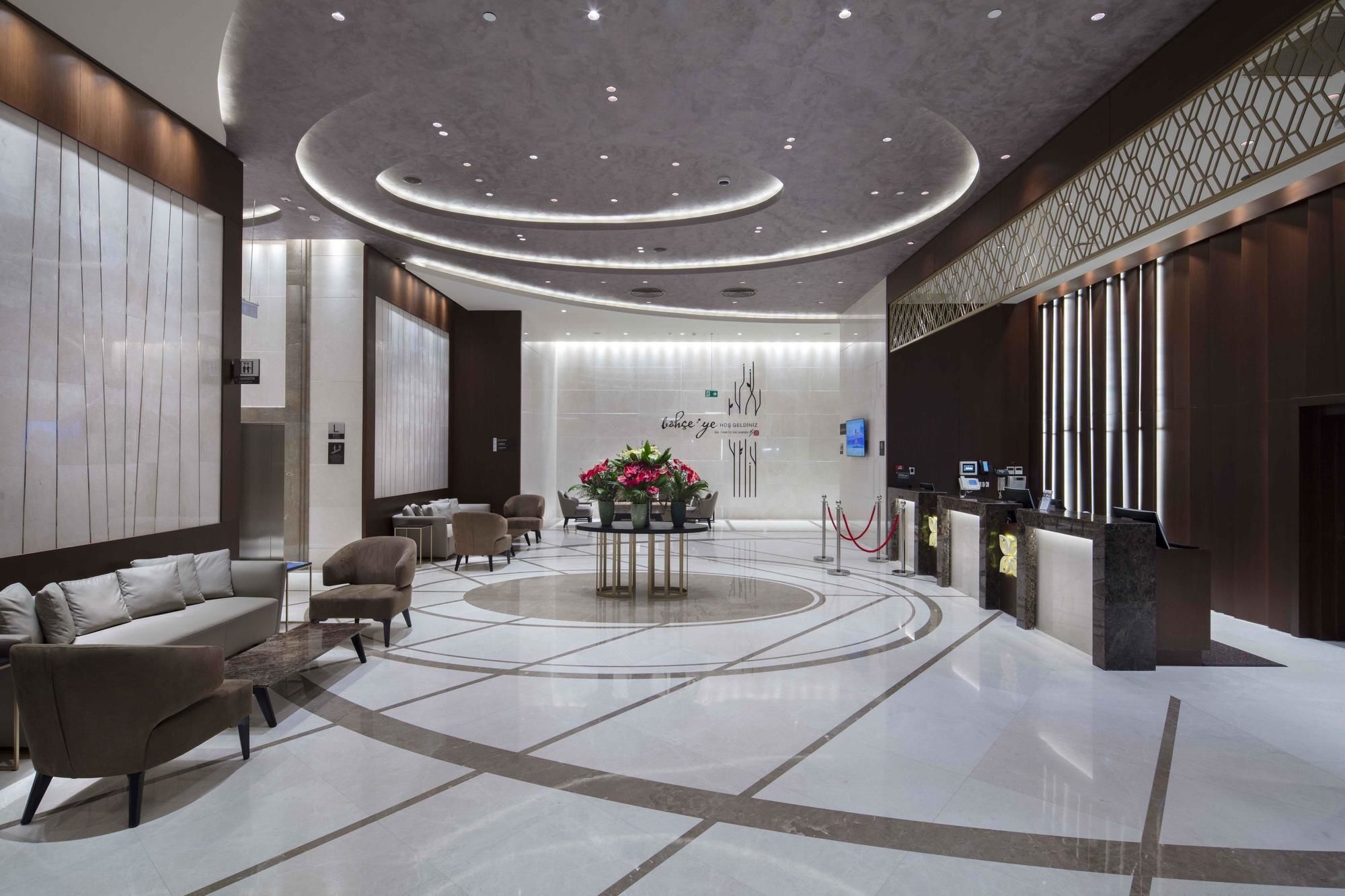 Doubletree By Hilton Istanbul Umraniye Hotel Exterior foto Lobby