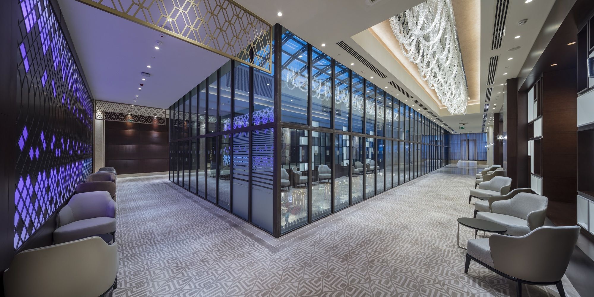 Doubletree By Hilton Istanbul Umraniye Hotel Exterior foto The interior of the lounge