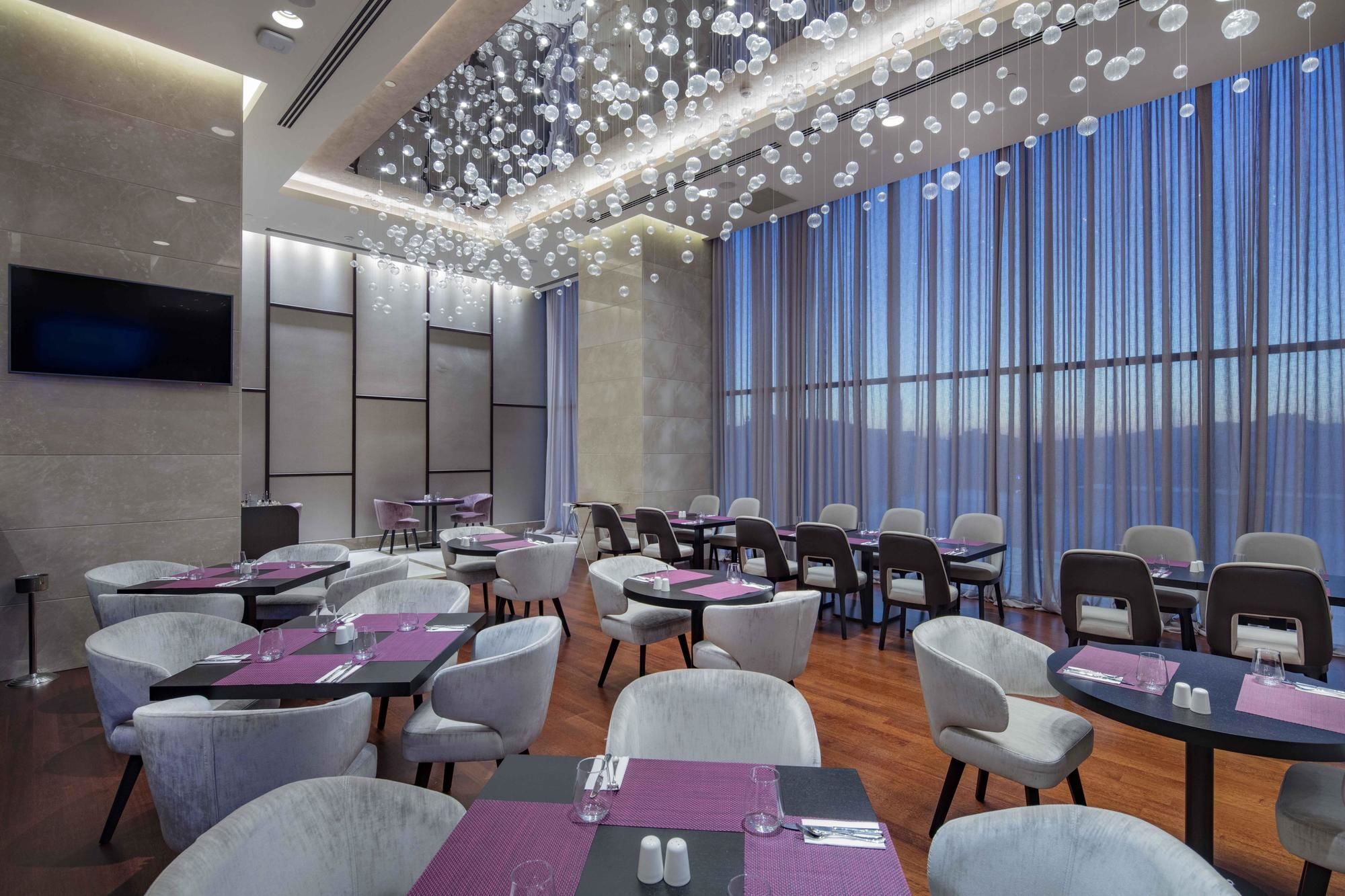 Doubletree By Hilton Istanbul Umraniye Hotel Exterior foto The lounge at the airport