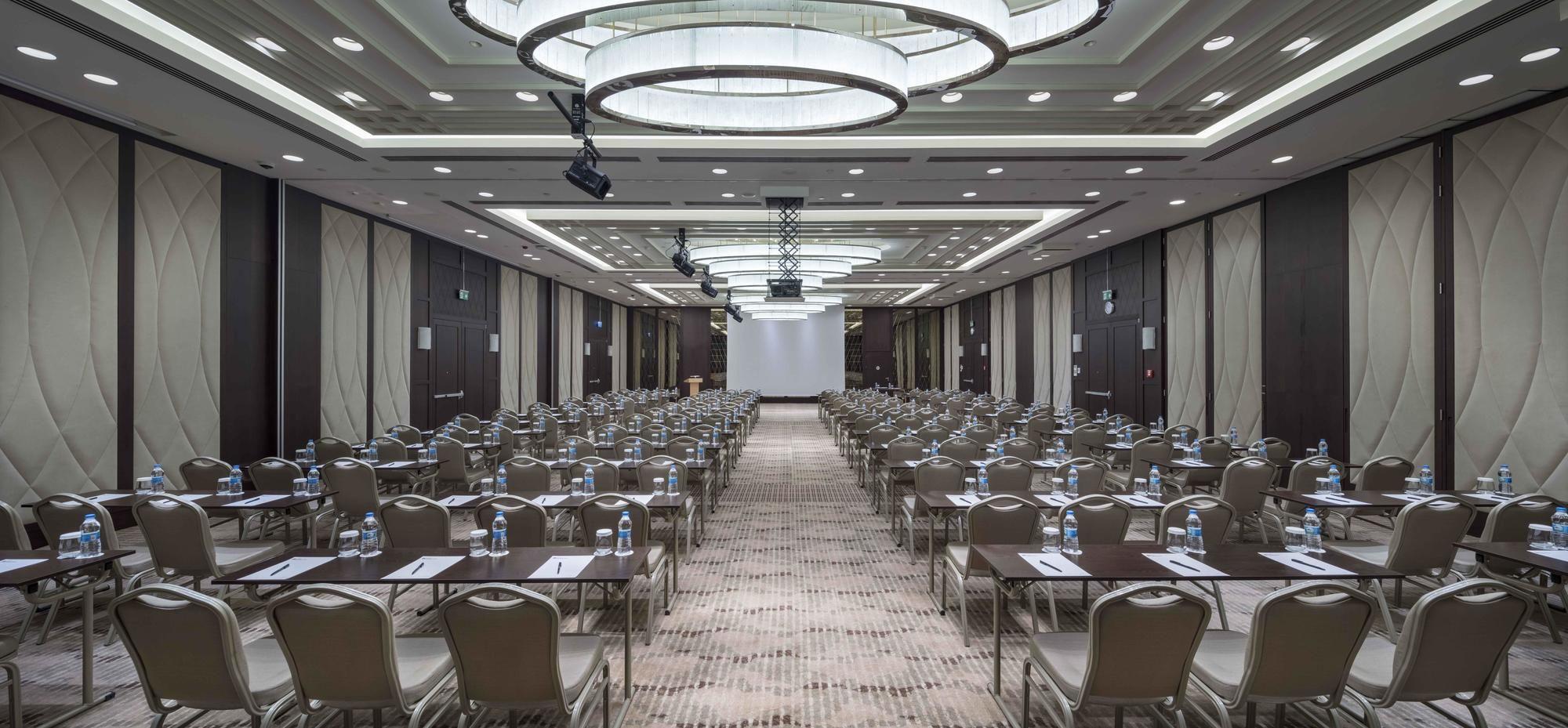 Doubletree By Hilton Istanbul Umraniye Hotel Exterior foto Meeting room